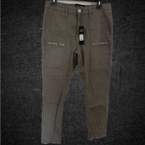 Fashion Nova Green Skinny Pants